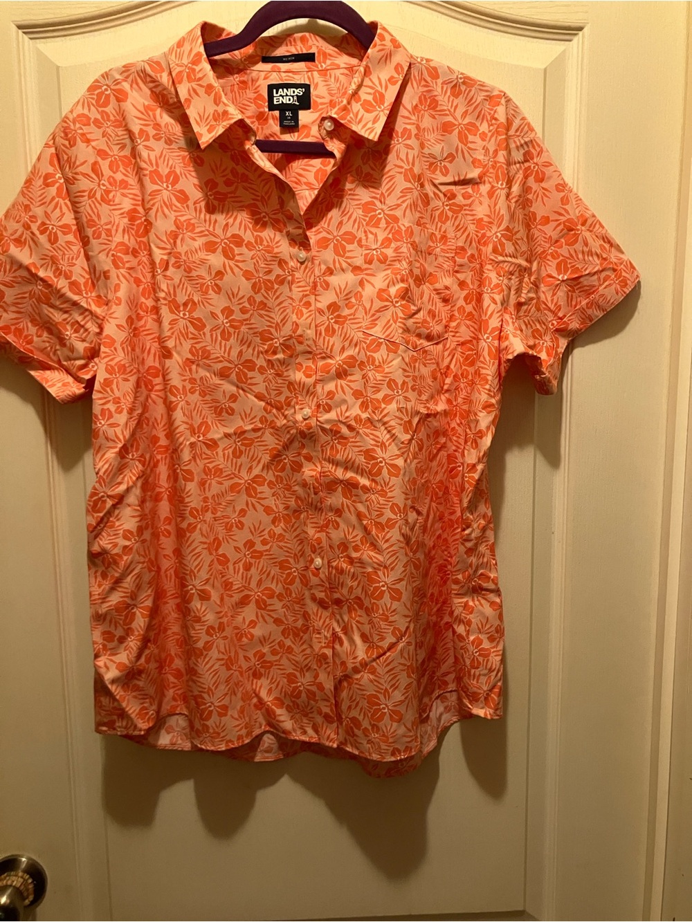 Lands' End women No Iron Orange Floral Short-Sleeve Button-Down Shirt